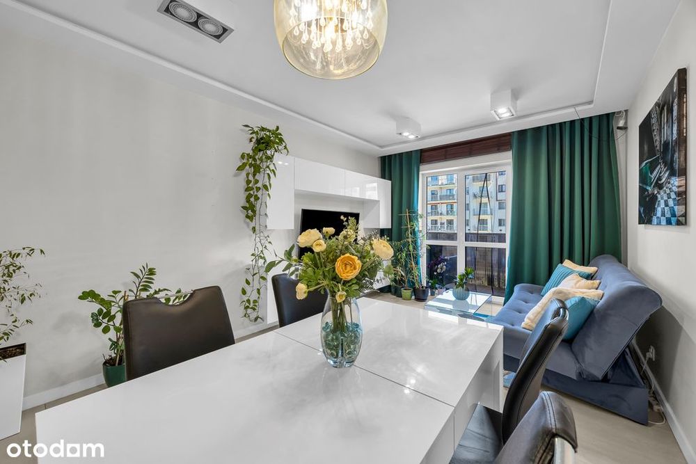 Duży balkon | Ogrody Włochy | Miejsce postojowe