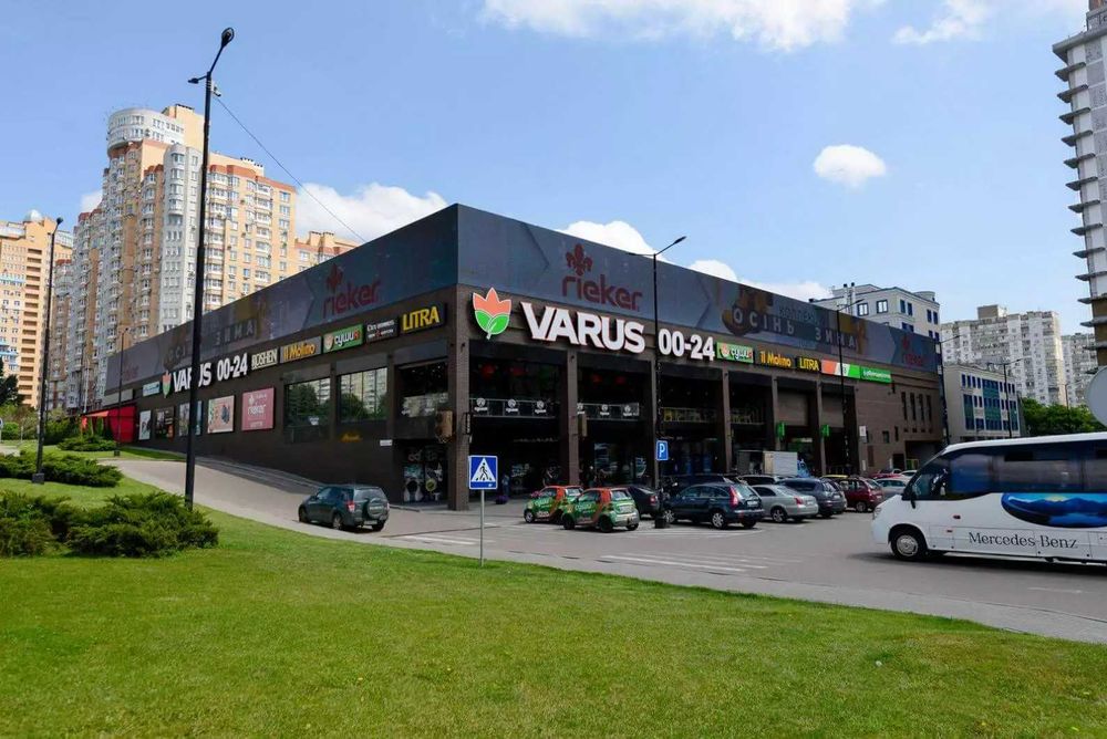 Здається приміщення м. Київ ТЦ "Академ Сіті" 125м2 фасад