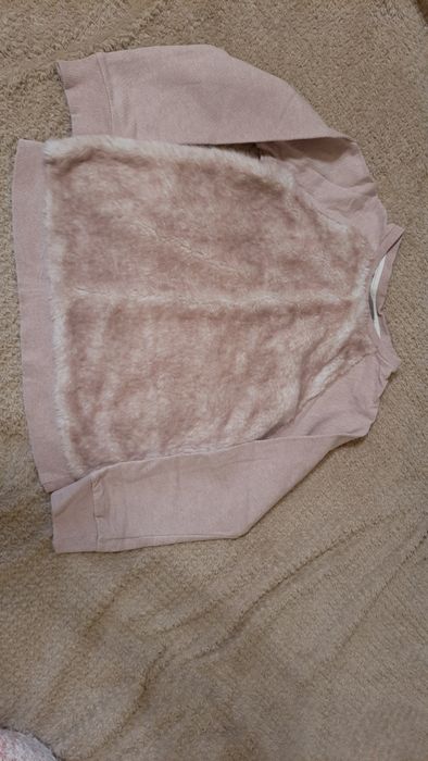 Кофтинки на довгий рукав 8-10 років.