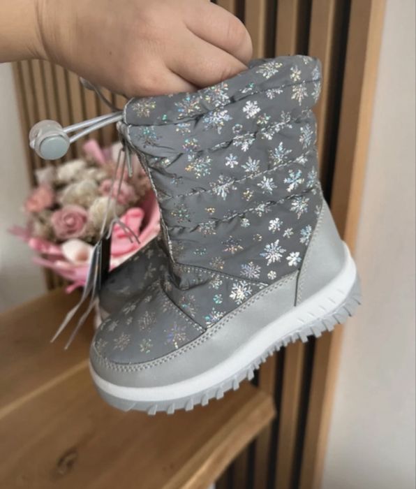 Nowe śniegowce 27 17cm