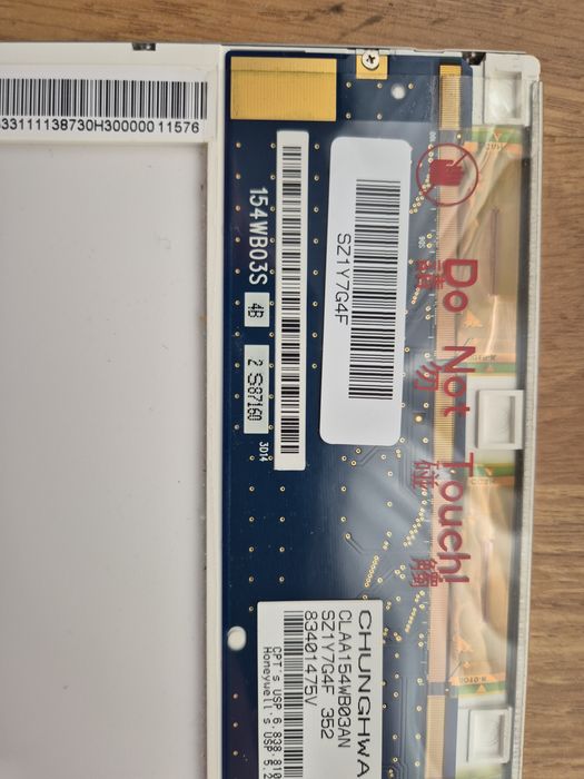 Display portatil 15.4