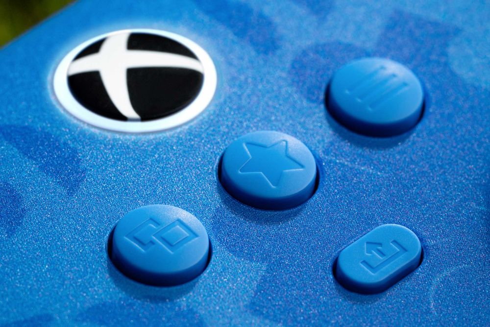 Геймпад 8BitDo Ultimate 3-mode Rare 40th Anniversary для Xbox/PC