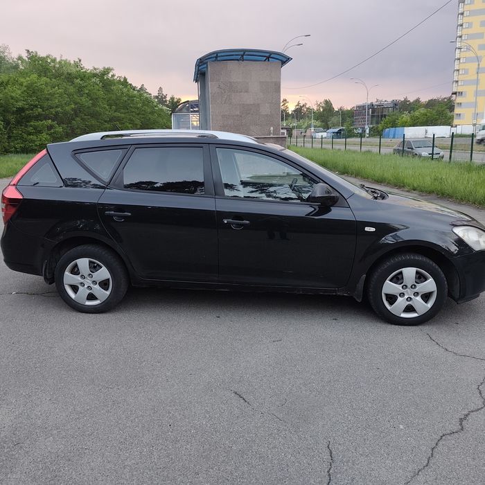 Киа Сид 1.6 газ-бензин