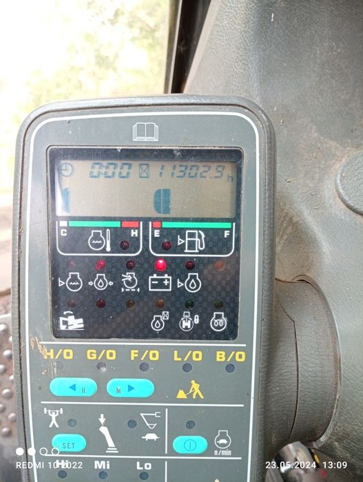 Продам єскаватор б/у