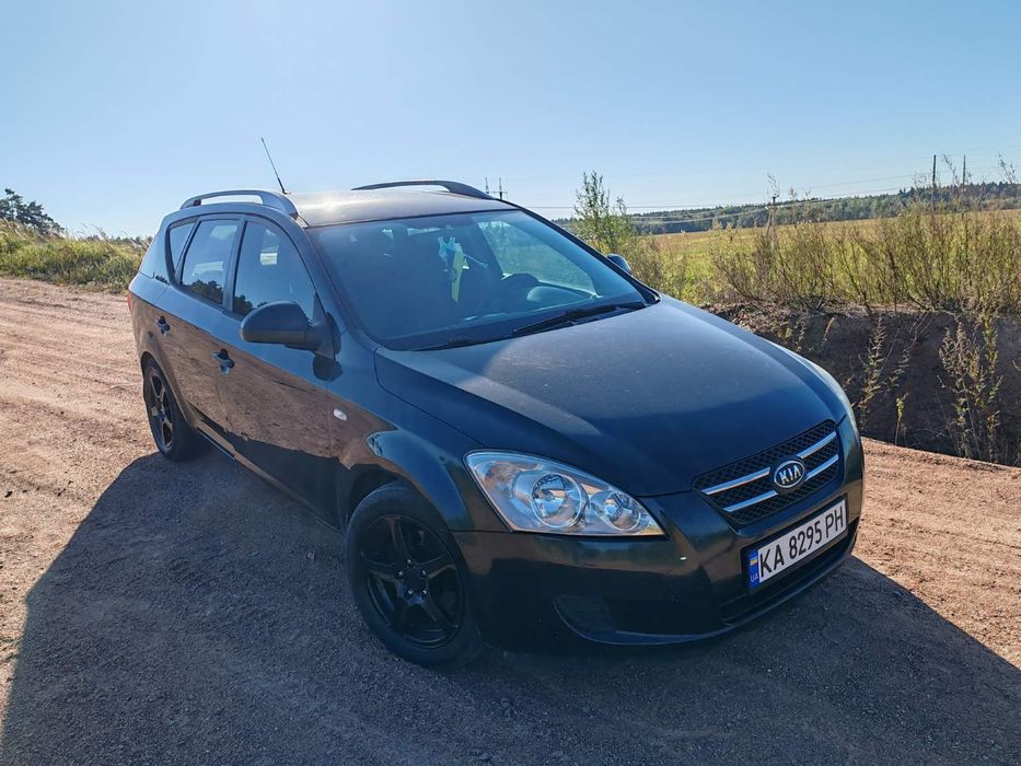 Продам кіа сід 1.6д