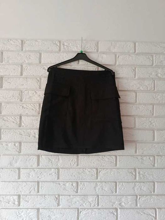 Czarna spódniczka