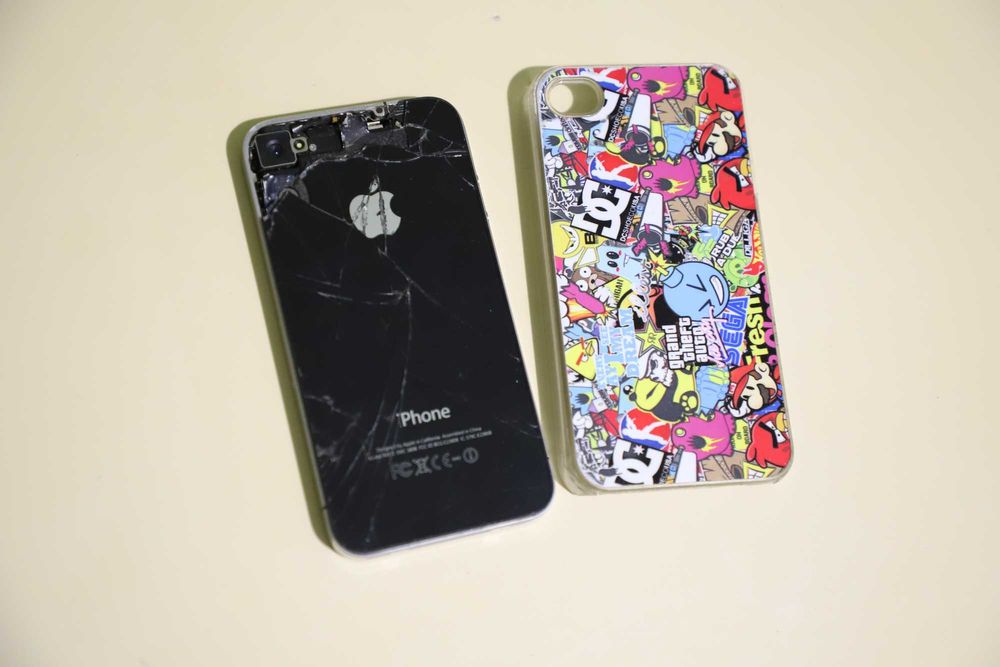 мобільний телефон iphone 4