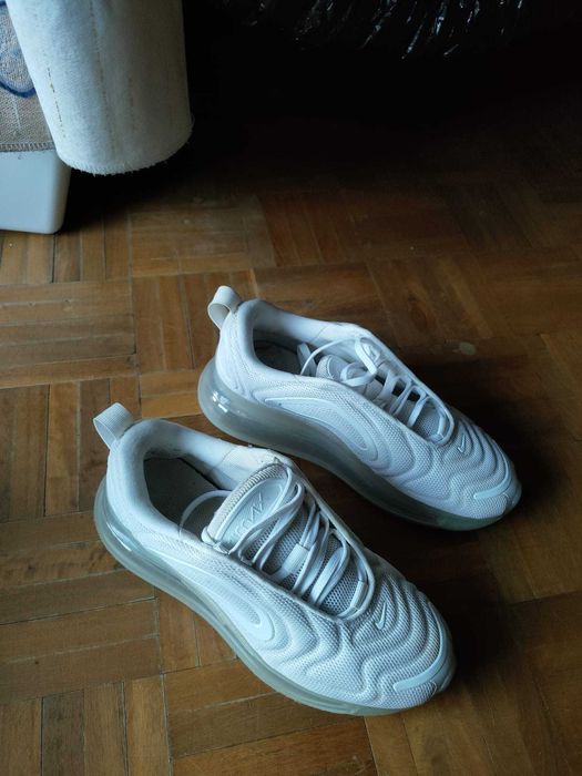 Ténis/ Sapatilha Nike Air Max 720 Brancos