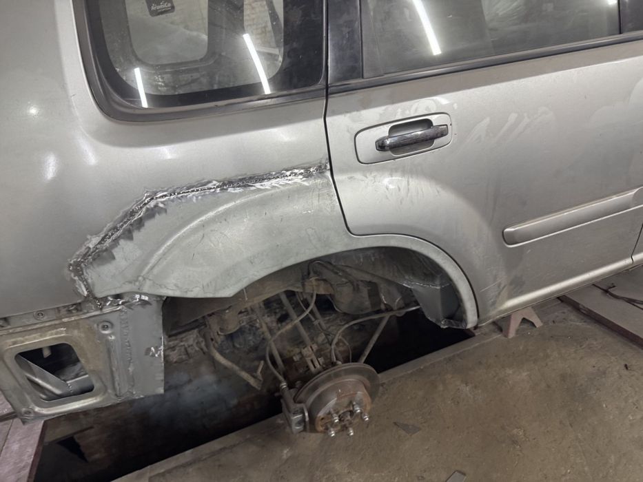 Зварювальні роботи автомобілів