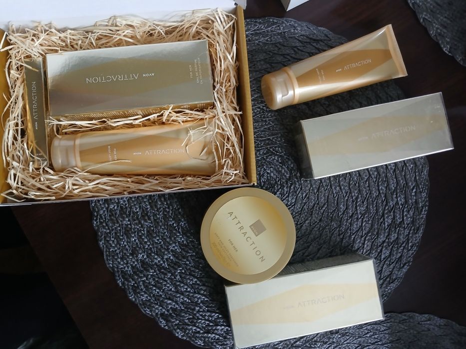 Zestaw attraction avon