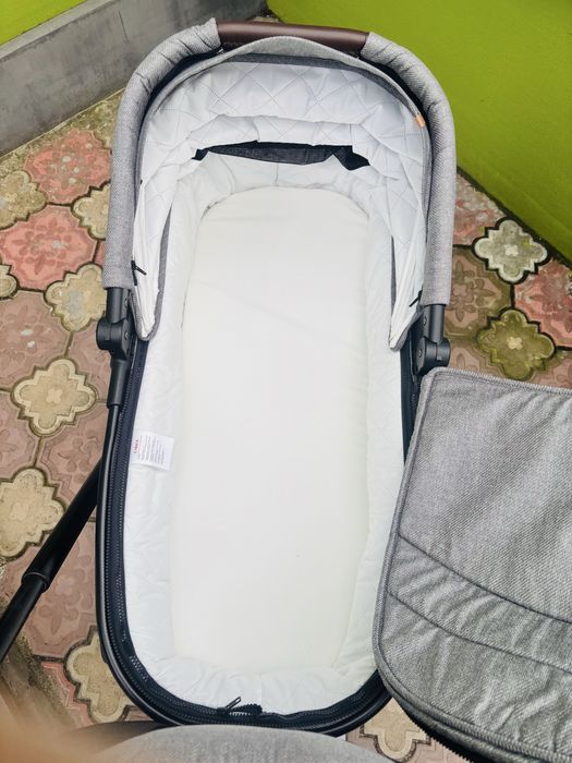 Продам коляску El Camino 2 в 1