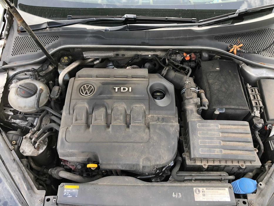 Двигун мотор 1.6 tdi CLHB CLH CLHA Volkswagen Skoda Audi VAG двигатель