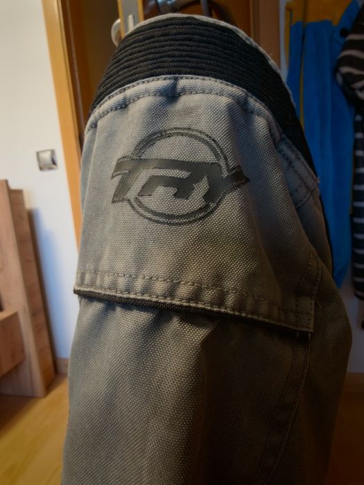 Casaco de Mota Try – Tamanho L | Excelente Estado