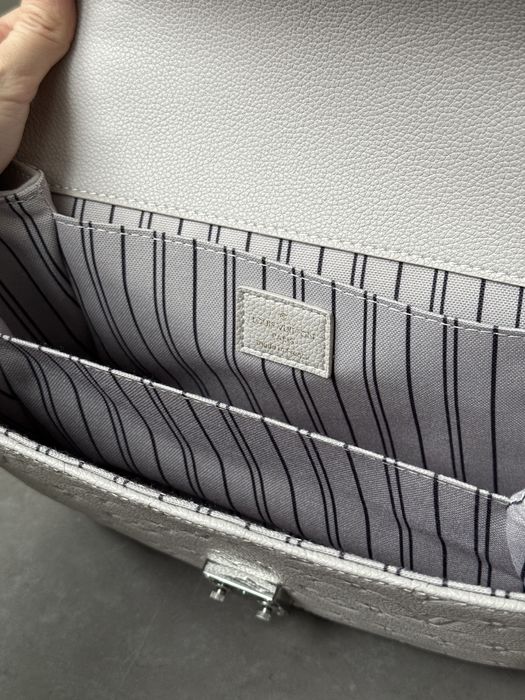 Torebka Louis Vuitton pochette metis empreinte brume