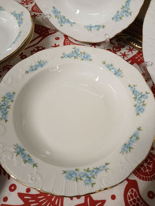 12 pratos fundos porcelana Vista Alegre