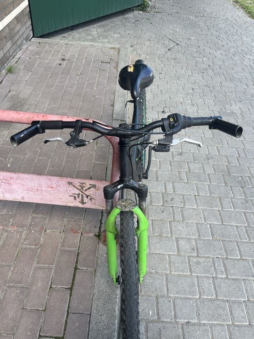 Гірський велосипед МТВ з 26 колесами Пружинна підвіска. Армотизатор.