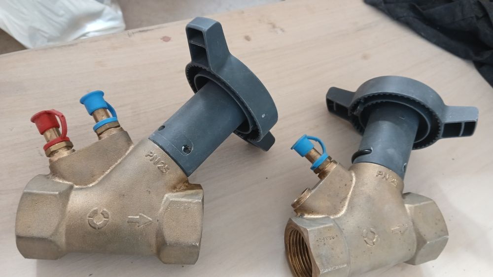Zawór oventrop hydrocontrol v hydrocontrol a 1". DN 25