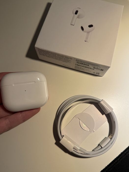 Słuchawki AirPods 3