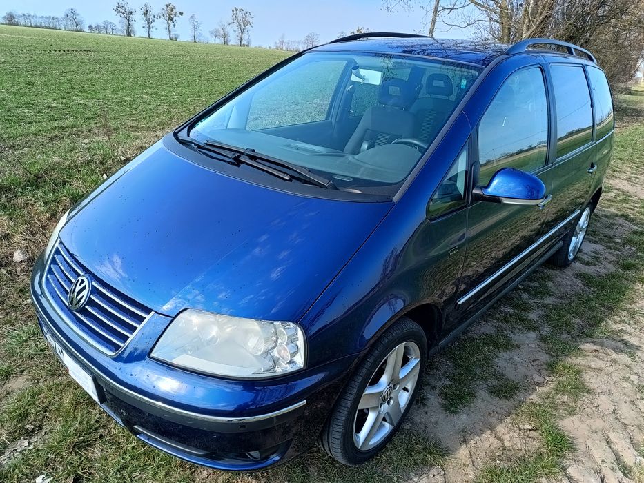 Sharan UNITED 2.0  benzyna 115 km