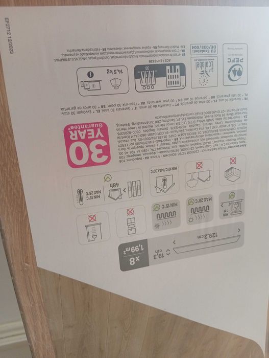 Piso flutuante laminado novo