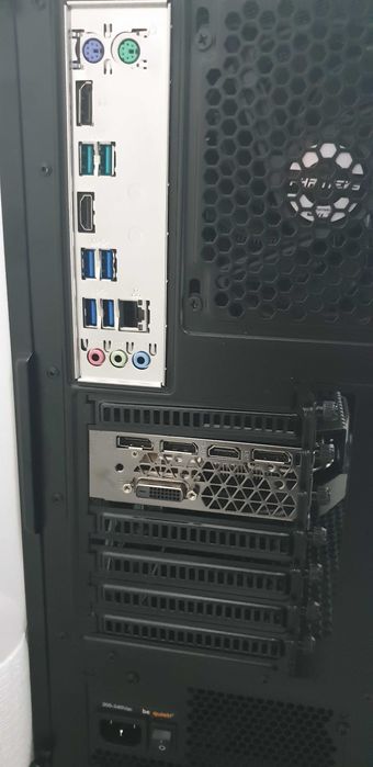 Komputer gamingowy RTX 2070 | i7-9700K | 16GB RAM | SSD | RGB