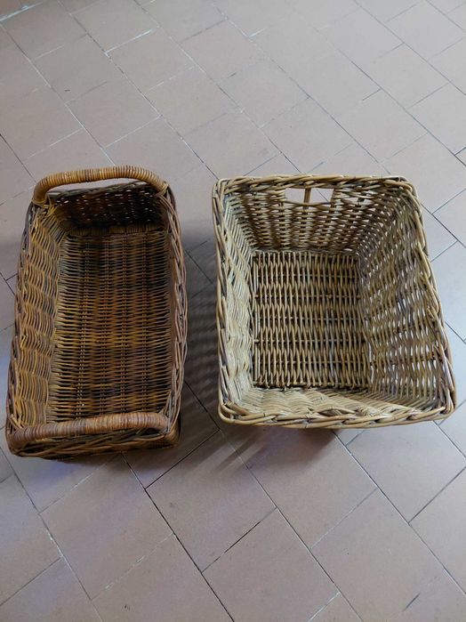 Cestas de vime de arrumação