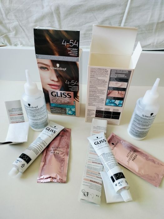 2 embalagens Schwarzkopf Gliss hyaluronic acid 4.54 dark copper