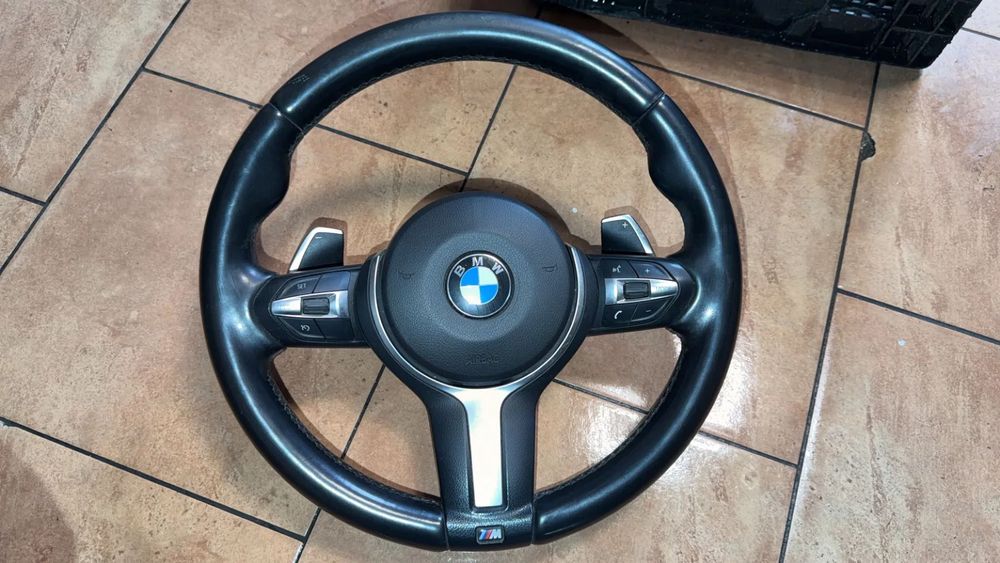 KIEROWNICA BMW ŁOPATKI MPAKIET F06 F12 F13 F10 F11 KOMPLET Z PODUSZKĄ