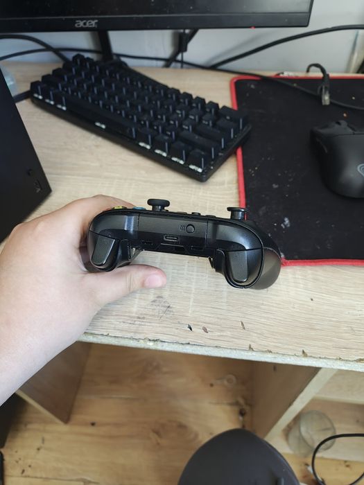 Xbox series X.  .