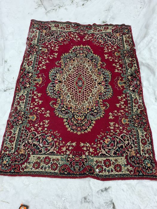 Продам килими...