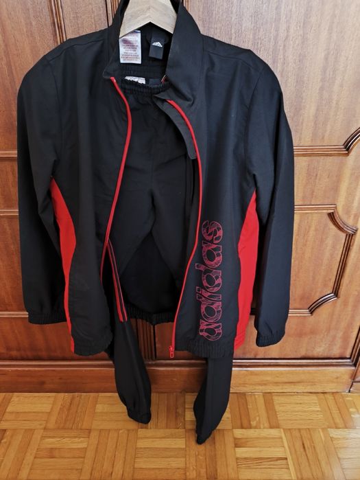 Fato de treino de criança