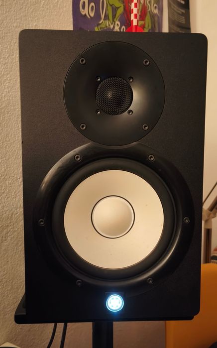 Yamaha HS7 - par de Monitores de Estúdio