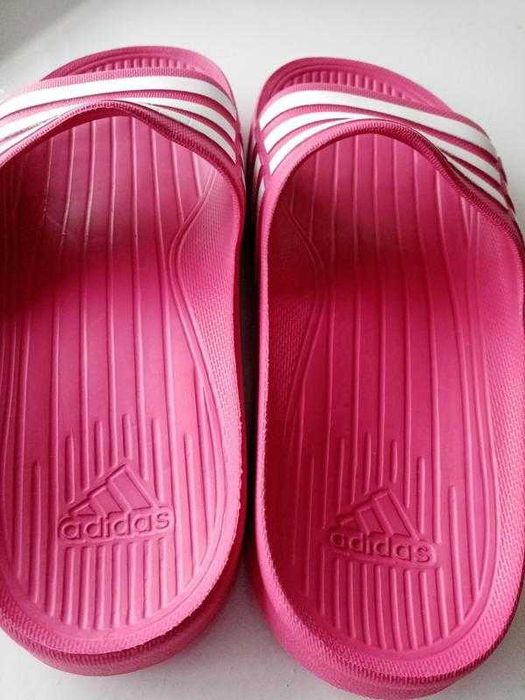 Шлепанцы сланцы тапочки обувь для бассейна пляжа оригинал от Adidas