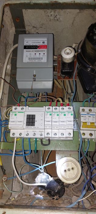 Установка Реле Напряжения "Барьер"