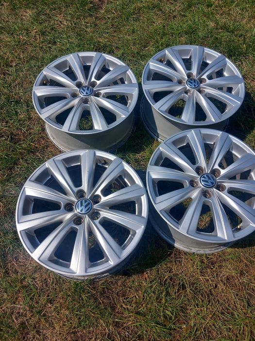 Originale felgi aluminiowe VW  r16