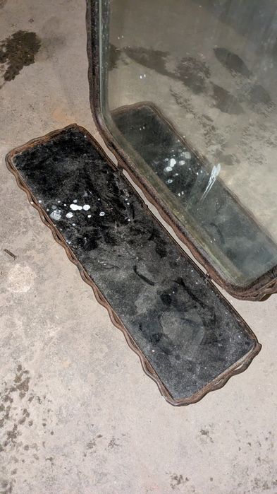 lustro vintage w metalowej ramie solidne