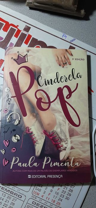Livro CINDERELA POP Novo Entrego em Alfragide e Benfica