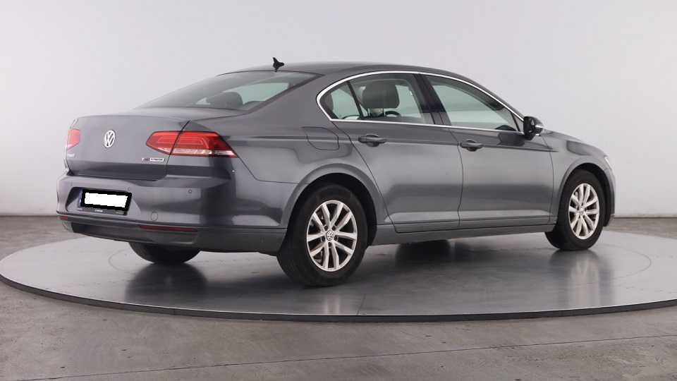 VW Passat 1.6 TDI Highline