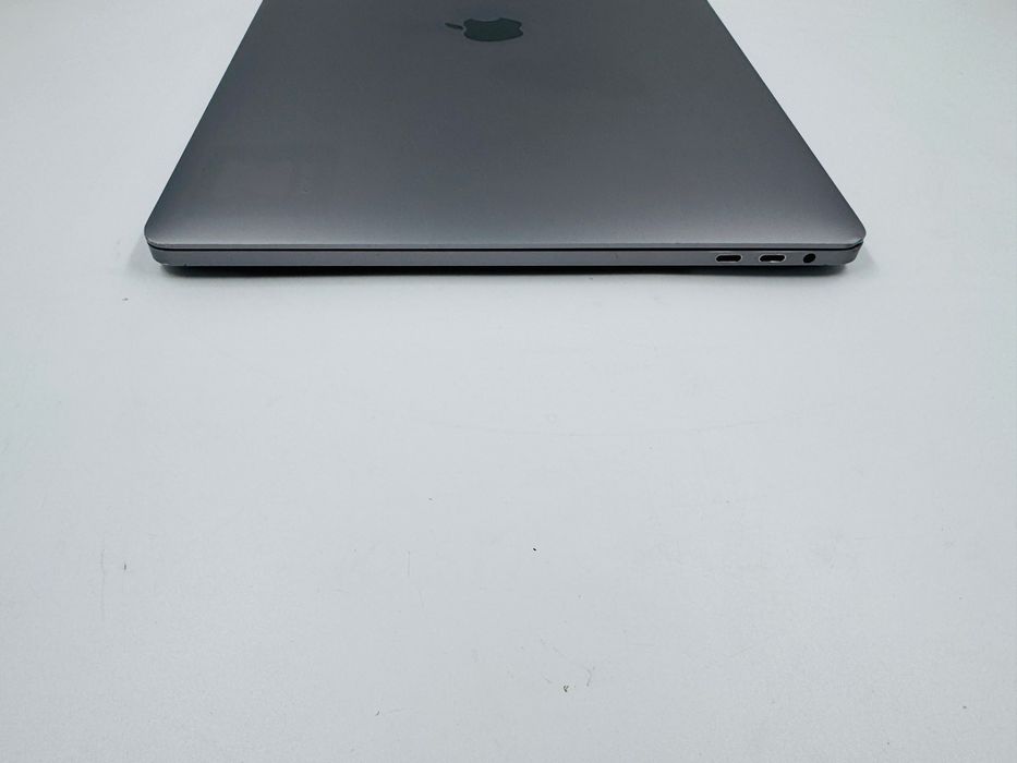 Apple Macbook Pro 16 2019 i9 32GB RAM 1TB SSD AMD 4GB IL6859