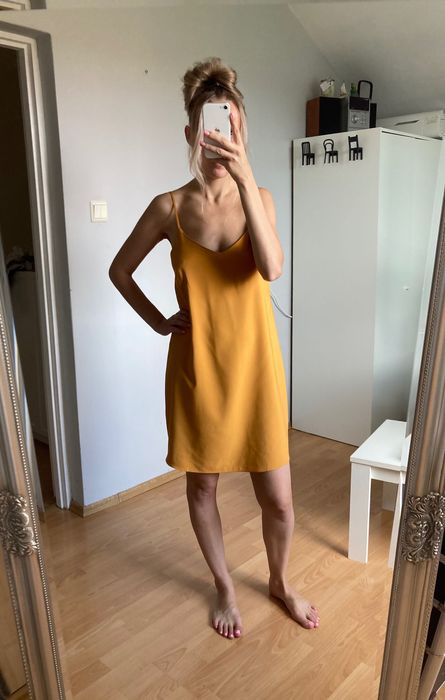 Sukienka musztardowa żółta na ramiączka