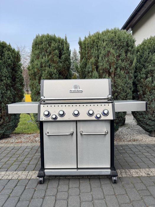 Grill Broil King Baron 590S z palnikiem IR