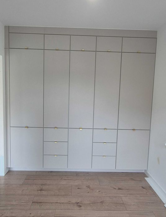 Składanie Montaż Skręcanie Mebli Kuchennych Systemowych Hotelowych