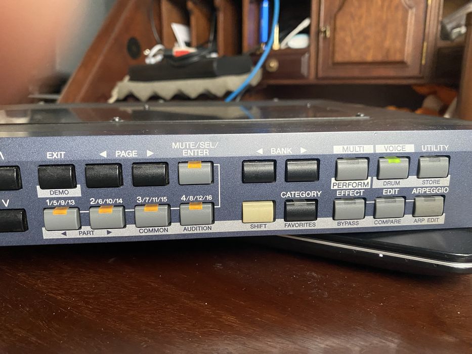 Yamaha motif es sintetizador rack