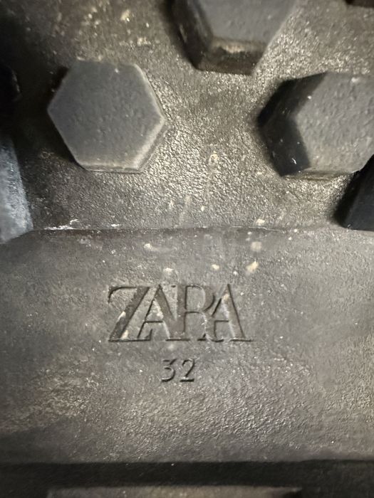 Чоботи демісезонні zara