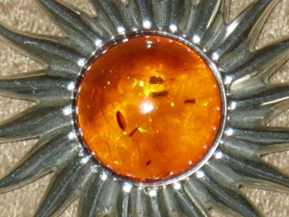 Medalha ( C/Âmbar ) Prata Maciça de Lei 925`/.. C/Contraste