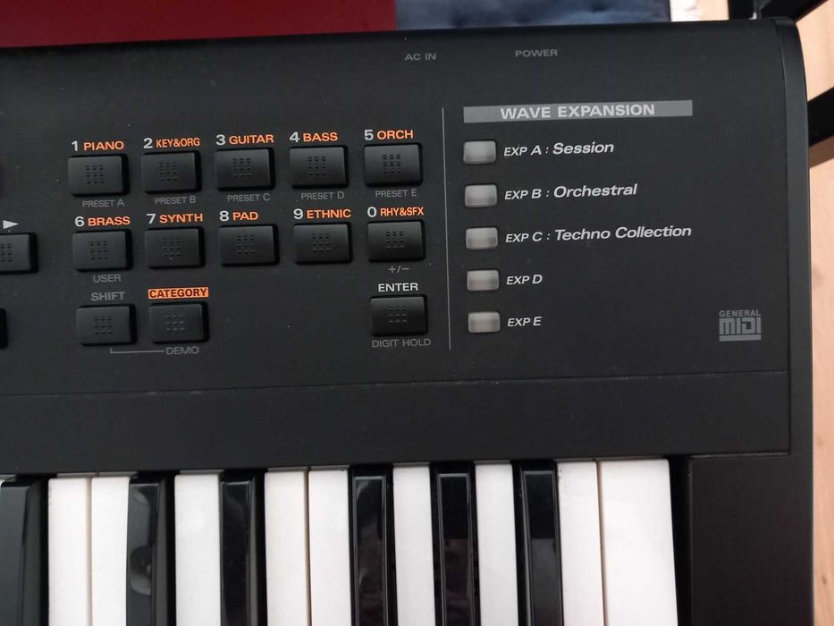 Teclado sintetizador Roland XP-30