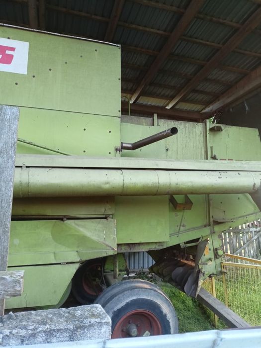 Claas dominator 85