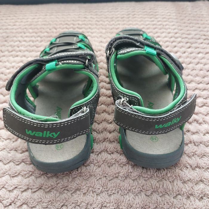 Sandałki chłopięce 35 walky nowe