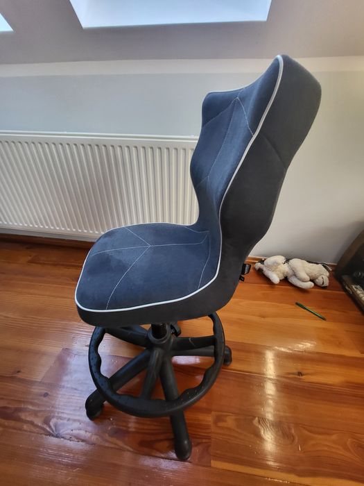 Zestaw mebli dziecięcych / młodzieżowych