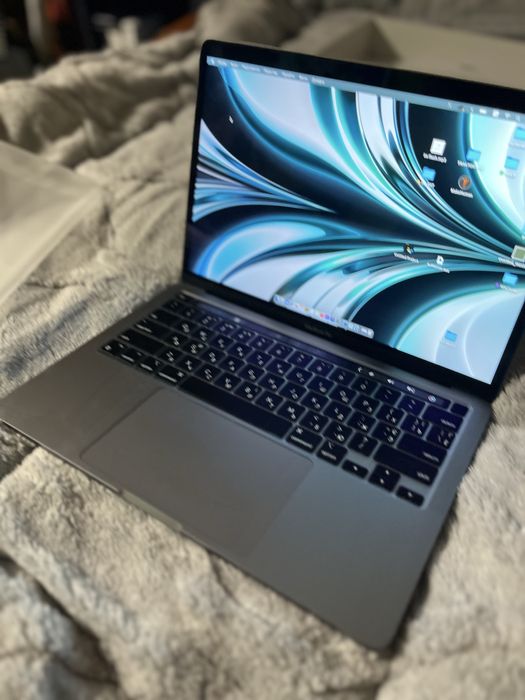 MacBook Pro 13 M1 16GB/512GB MDM - 82% батарея, комплект